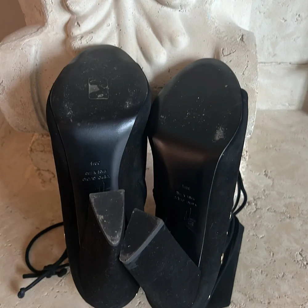 Giuseppe Zanotti Black Suede Alien Peep Toe Booties
